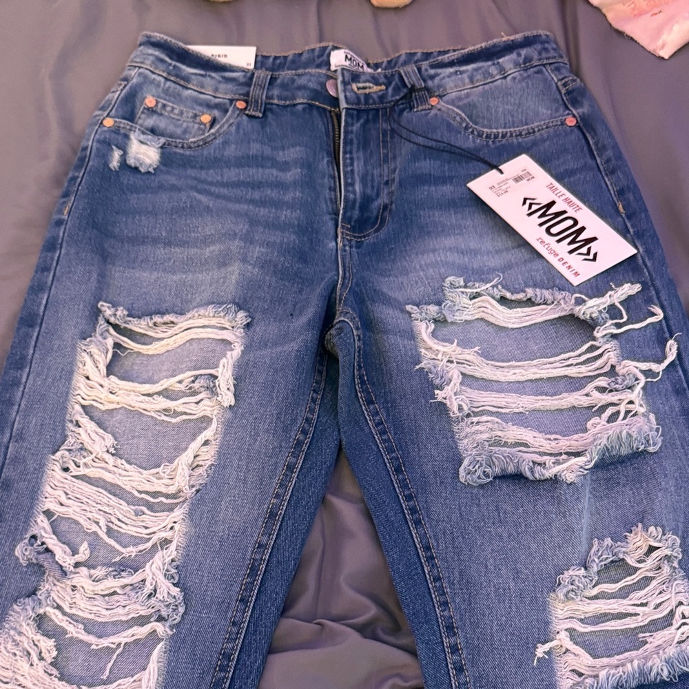 Refuge Distressed Blue Boyfriend Jeans